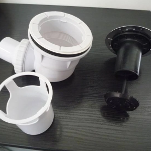 Standard Easy Clean Shower Waste Trap - Image 3